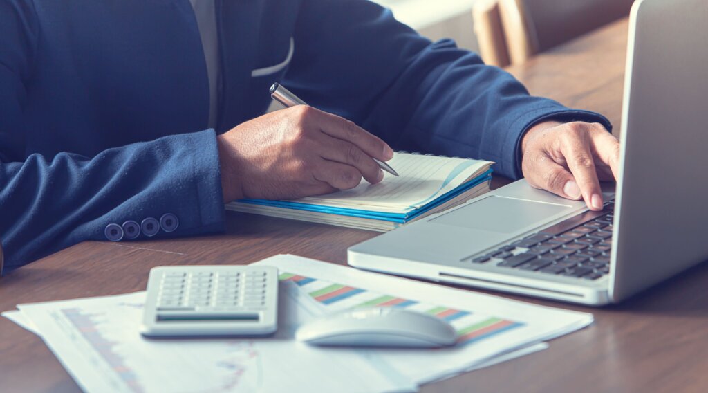 Understanding The Difference Between Tax-Deferred, Taxable and Retirement/Savings Plan Accounts