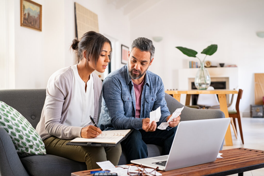Dual-Income Financial Planning: Strategies for Growing Wealth Together